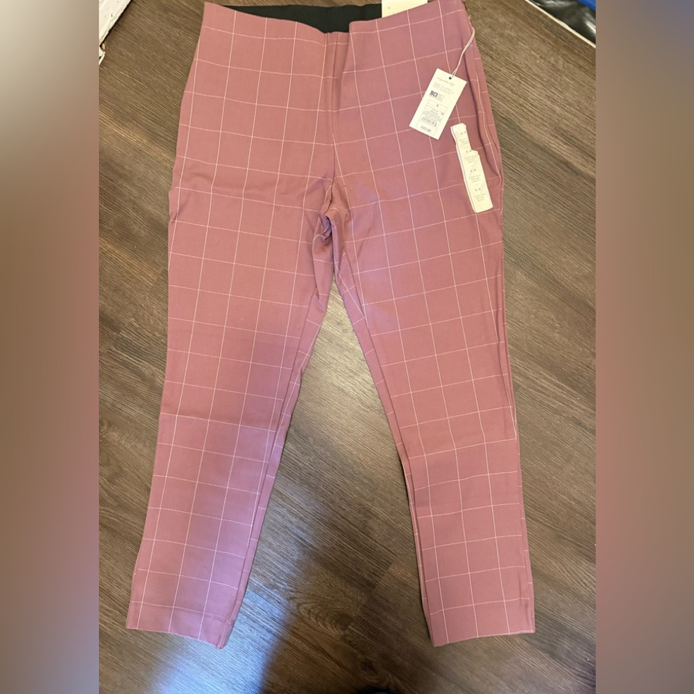 NWT A new day  WOMEN’s checkered pant size 8